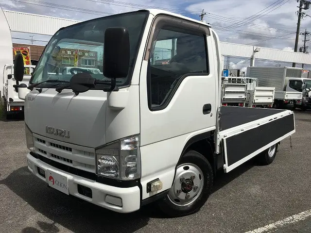 いすゞ エルフ TKG-NJS85A(4WD)の写真9