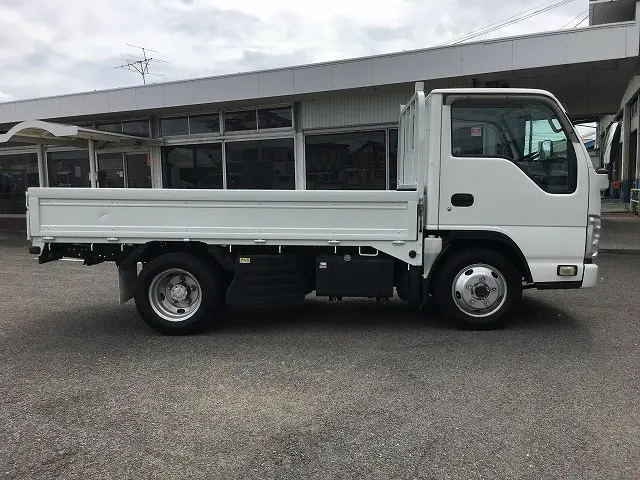 いすゞ エルフ TKG-NJS85A(4WD)の写真5