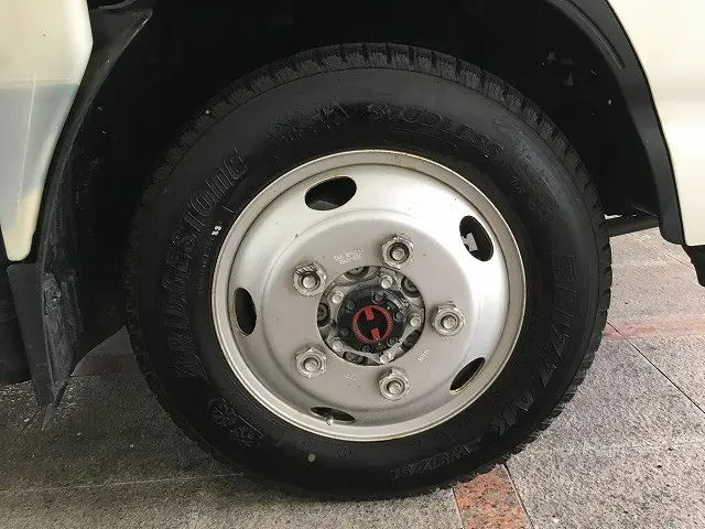 いすゞ エルフ TKG-NJS85A(4WD)の写真26
