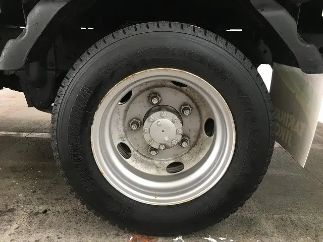 いすゞ エルフ TKG-NJS85A(4WD)の写真28