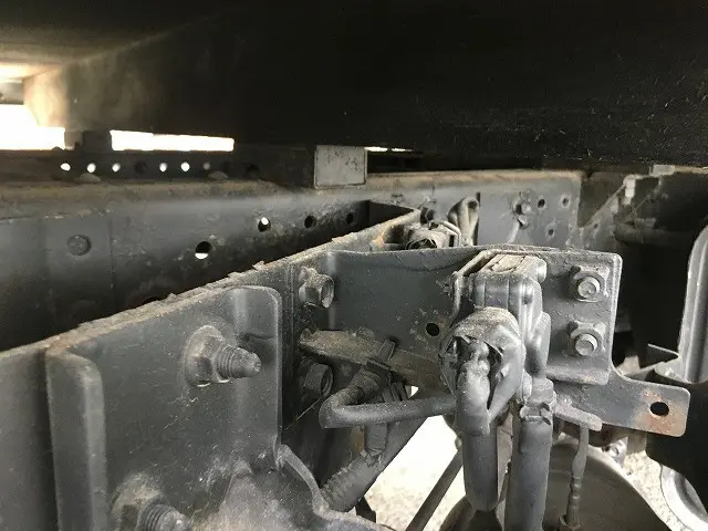 いすゞ エルフ TKG-NJS85A(4WD)の写真41
