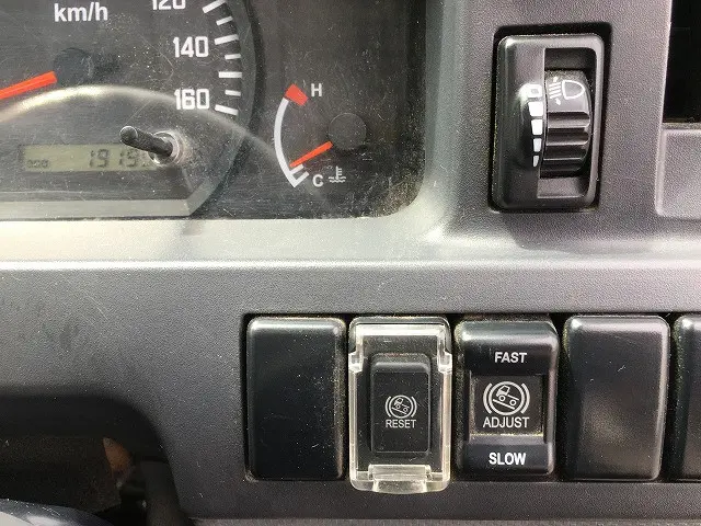 いすゞ エルフ TKG-NJS85A(4WD)の写真45