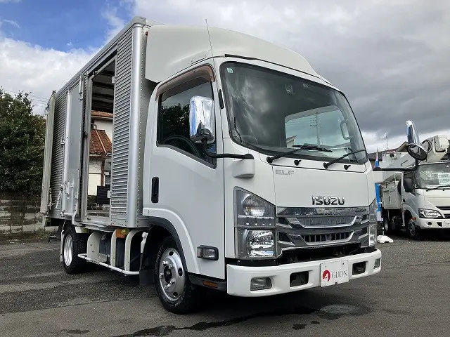 いすゞ エルフ TRG-NLR85AN(2WD)の写真10