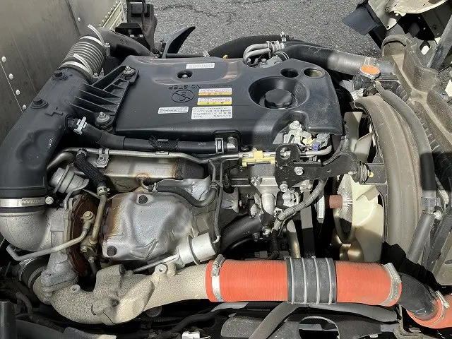 いすゞ エルフ TRG-NLR85AN(2WD)の写真45