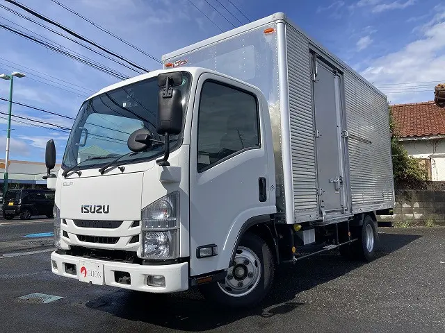 いすゞ エルフ TRG-NMR85AN(2WD)の写真1