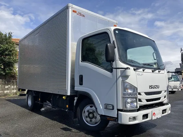 いすゞ エルフ TRG-NMR85AN(2WD)の写真3