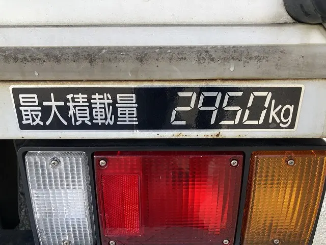 いすゞ エルフ TRG-NMR85AN(2WD)の写真13