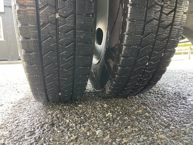 いすゞ エルフ TRG-NMR85AN(2WD)の写真23