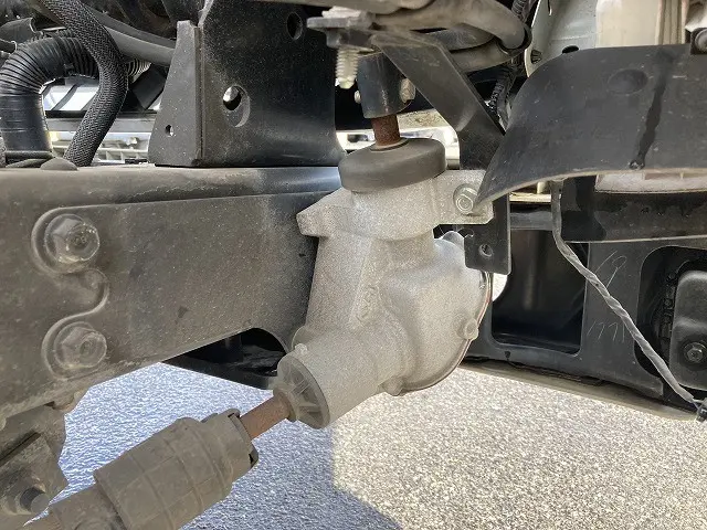 いすゞ エルフ TRG-NMR85AN(2WD)の写真45