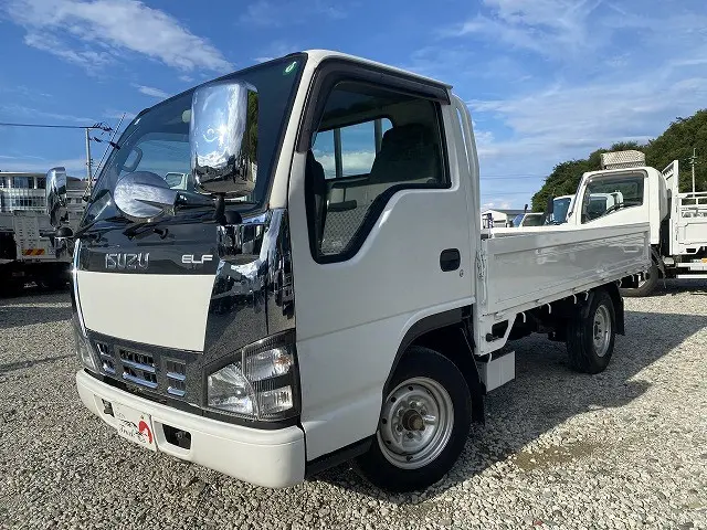 いすゞ エルフ KR-NHR69(2WD)の写真1