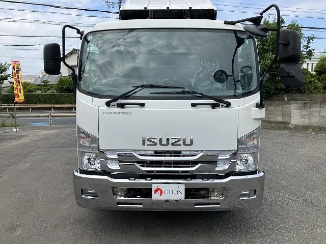 いすゞ フォワード 2PG-FRR90S1(2WD)の写真2