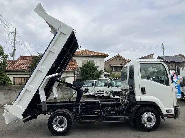 いすゞ フォワード 2PG-FRR90S1(2WD)の写真5