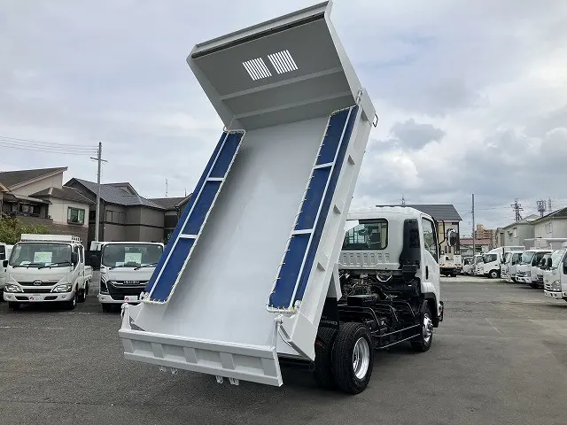 いすゞ フォワード 2PG-FRR90S1(2WD)の写真8