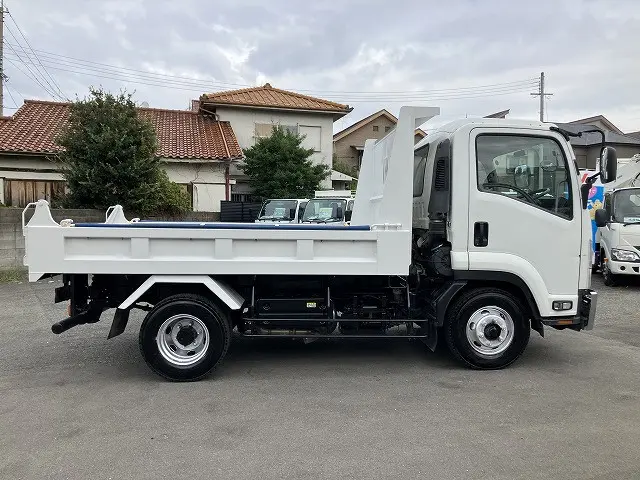 いすゞ フォワード 2PG-FRR90S1(2WD)の写真12