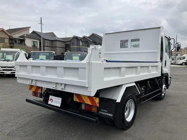 いすゞ フォワード 2PG-FRR90S1(2WD)の写真15