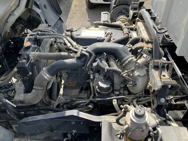 いすゞ フォワード 2PG-FRR90S1(2WD)の写真17