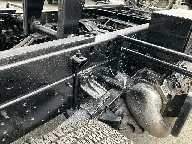 いすゞ フォワード 2PG-FRR90S1(2WD)の写真24