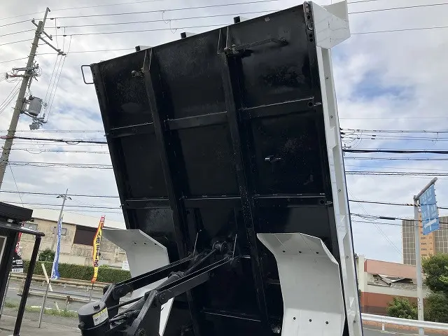 いすゞ フォワード 2PG-FRR90S1(2WD)の写真26