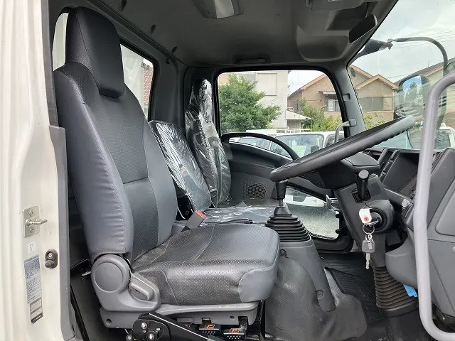 いすゞ フォワード 2PG-FRR90S1(2WD)の写真43