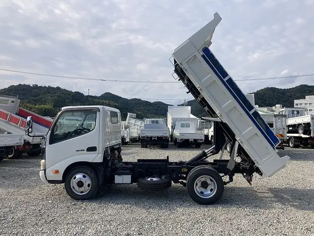 日野 デュトロ TKG-XZU620T(2WD)の写真4
