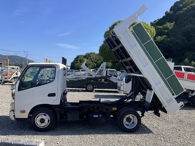 日野 デュトロ TKG-XZC610T(2WD)の写真4