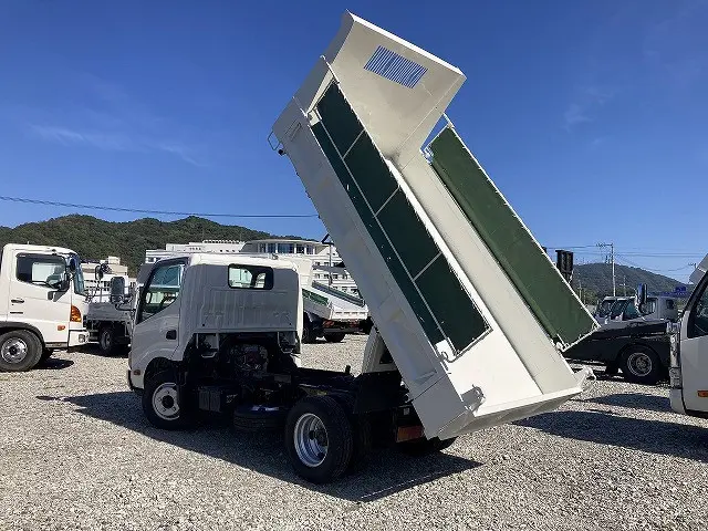 日野 デュトロ TKG-XZC610T(2WD)の写真6