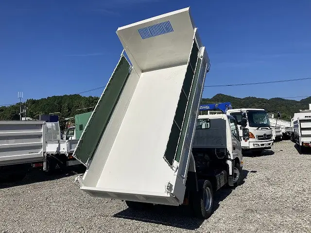 日野 デュトロ TKG-XZC610T(2WD)の写真8