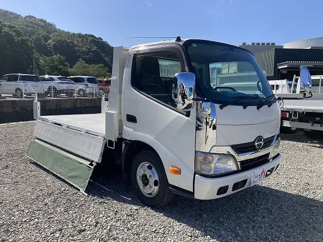 日野 デュトロ TKG-XZC610T(2WD)の写真17