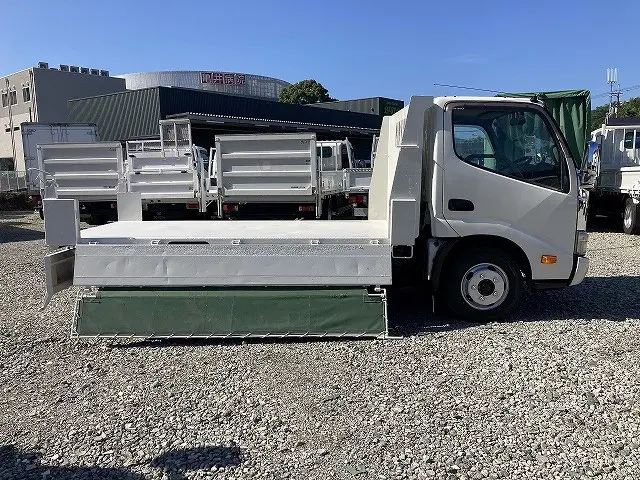 日野 デュトロ TKG-XZC610T(2WD)の写真19
