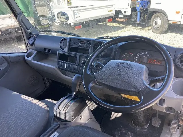 日野 デュトロ TKG-XZC610T(2WD)の写真26