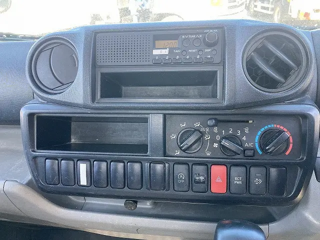 日野 デュトロ TKG-XZC610T(2WD)の写真30