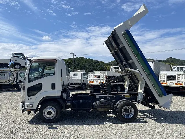 いすゞ フォワード TKG-FRR90S1(2WD)の写真4