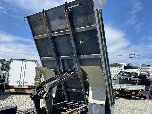 いすゞ フォワード TKG-FRR90S1(2WD)の写真21