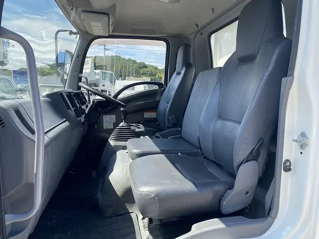 いすゞ フォワード TKG-FRR90S1(2WD)の写真25