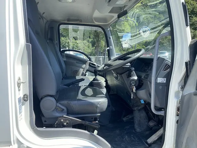 いすゞ フォワード TKG-FRR90S1(2WD)の写真26