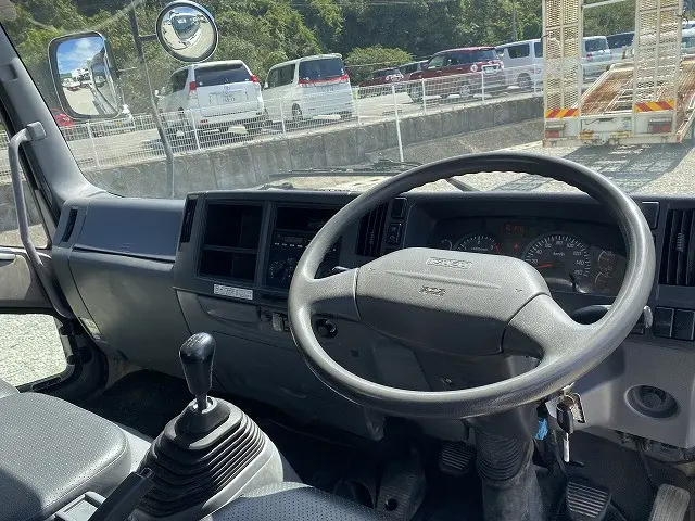 いすゞ フォワード TKG-FRR90S1(2WD)の写真28