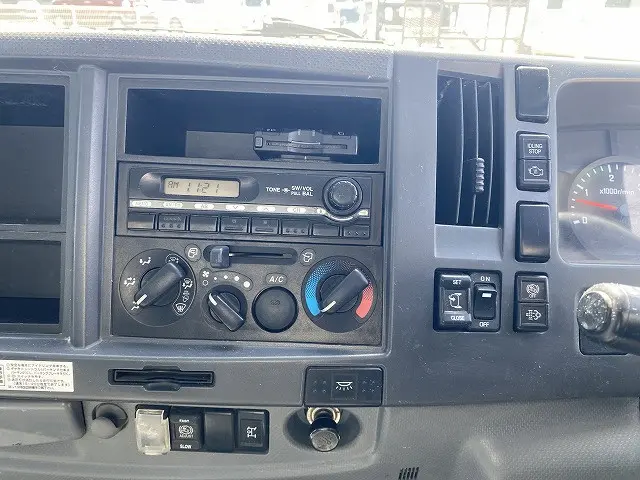 いすゞ フォワード TKG-FRR90S1(2WD)の写真31
