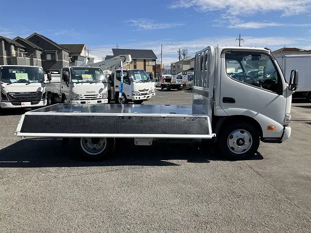 トヨタ ダイナ 2RG-XZU605(2WD)の写真12