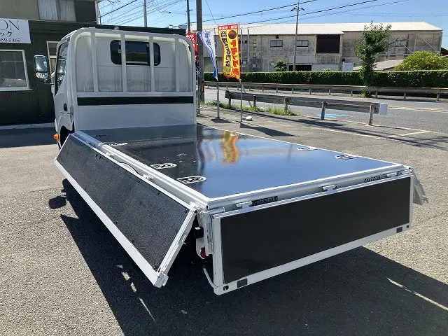 トヨタ ダイナ 2RG-XZU605(2WD)の写真13