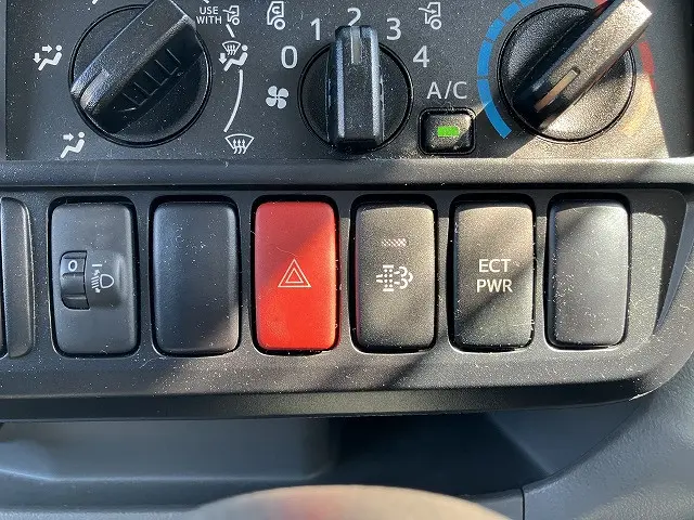 トヨタ ダイナ 2RG-XZU605(2WD)の写真38