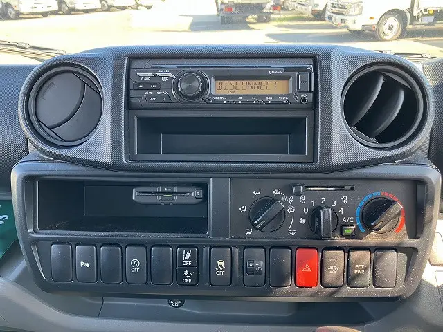 トヨタ ダイナ 2RG-XZU605(2WD)の写真41