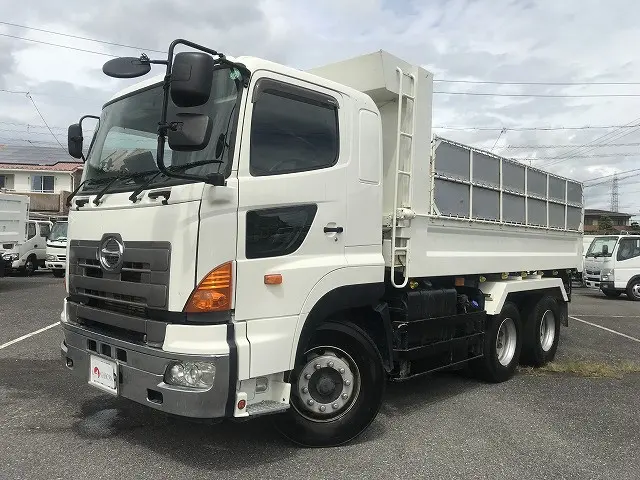 日野 プロフィア QKG-FS1EKDA(6x4)の写真1