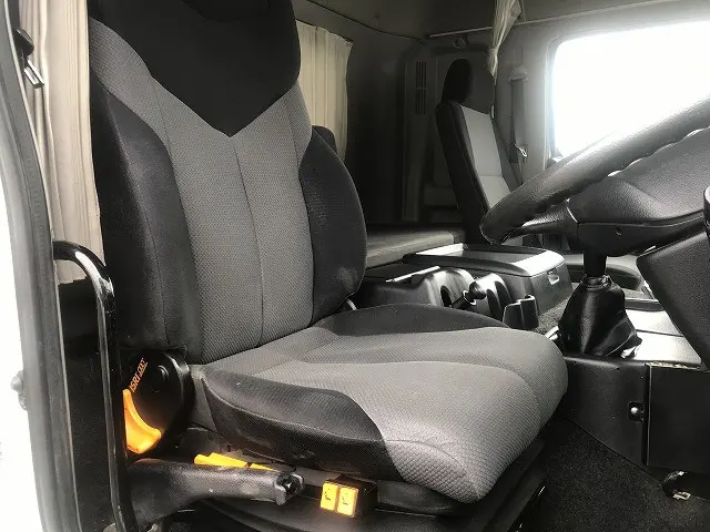 日野 プロフィア QKG-FS1EKDA(6x4)の写真26