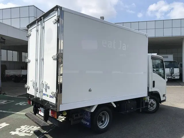 いすゞ エルフ TPG-NLR85AN(2WD)の写真8