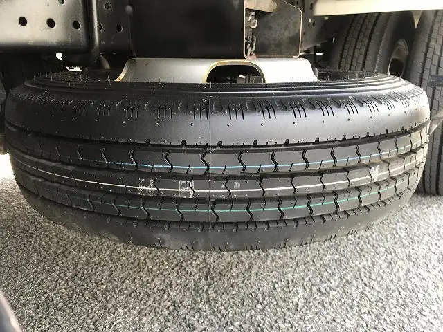 いすゞ エルフ TPG-NLR85AN(2WD)の写真44