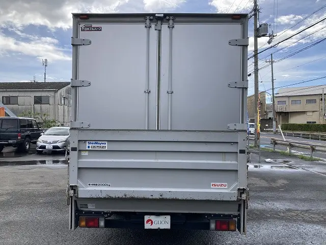いすゞ エルフ TRG-NPR85AN(2WD)の写真7