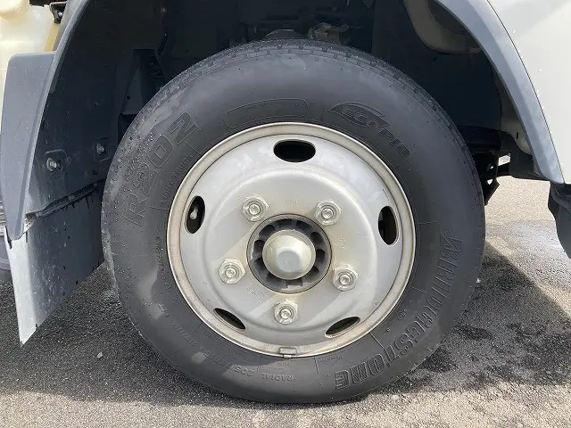 いすゞ エルフ TRG-NPR85AN(2WD)の写真23