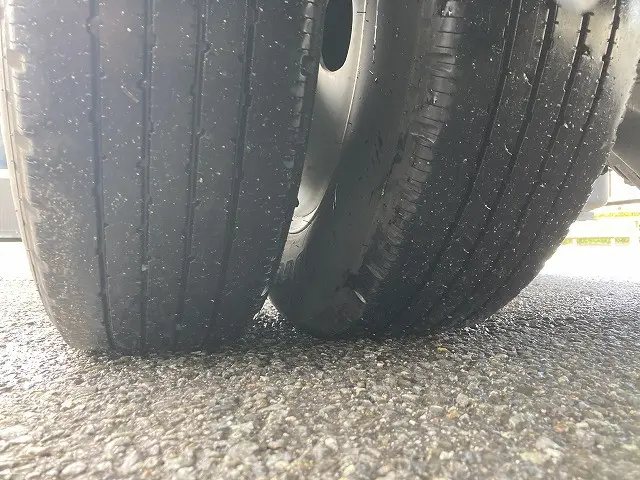 いすゞ エルフ TRG-NPR85AN(2WD)の写真28