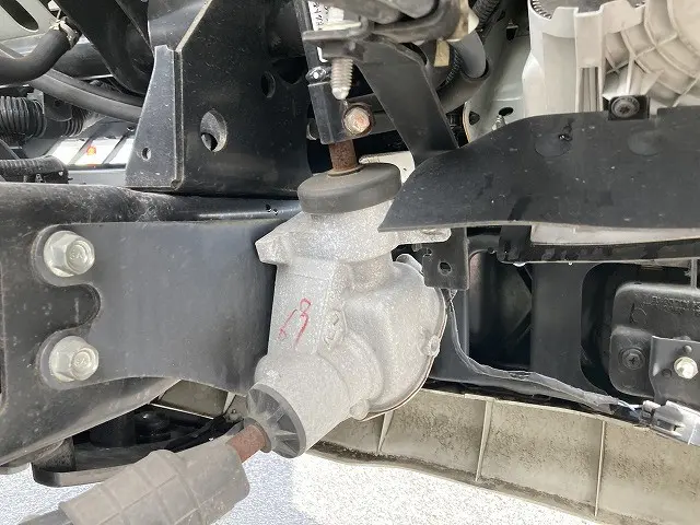 いすゞ エルフ TRG-NPR85AN(2WD)の写真38