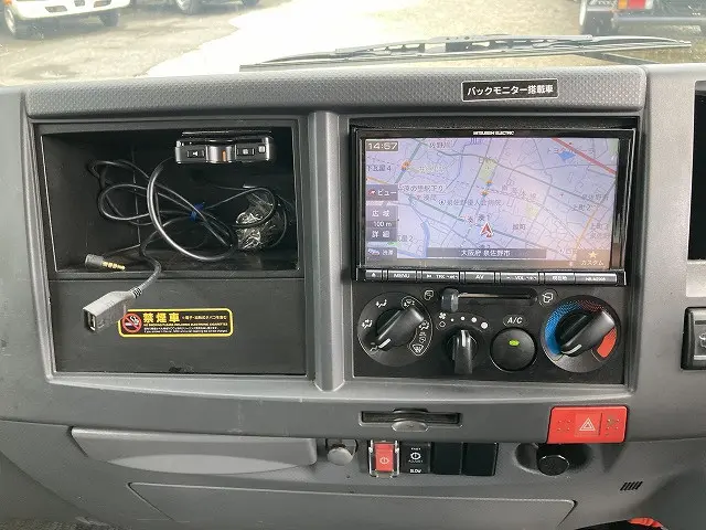いすゞ エルフ TRG-NPR85AN(2WD)の写真47